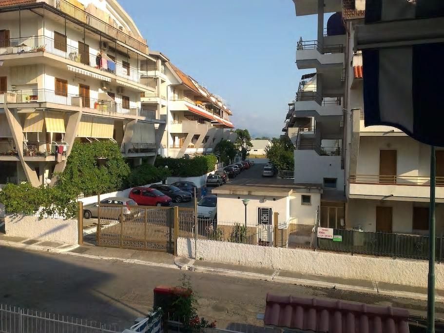 Trilocale A 800 Metri Dal Mare Apartment Scalea Ngoại thất bức ảnh